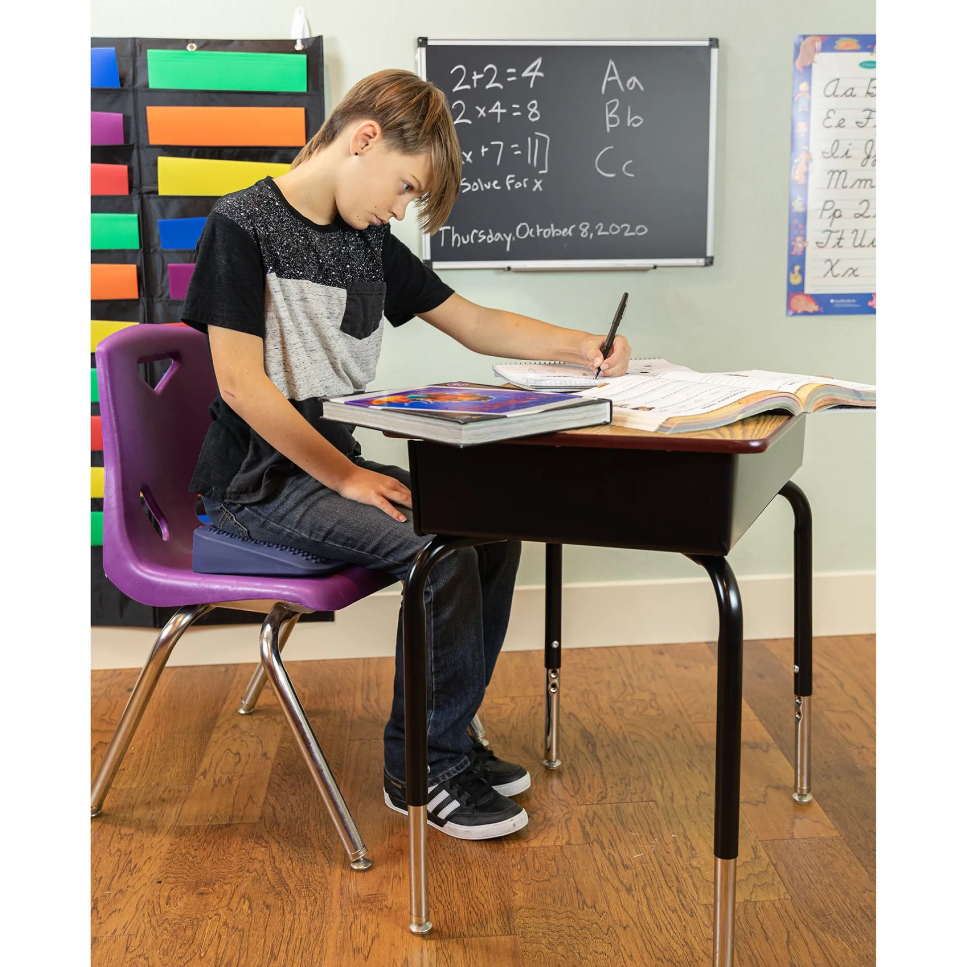 Educators Resource Bouncyband Antimicrobial Wiggle Wedge Sensory Cushion, 10" Square* Sensory & Fidget Toys