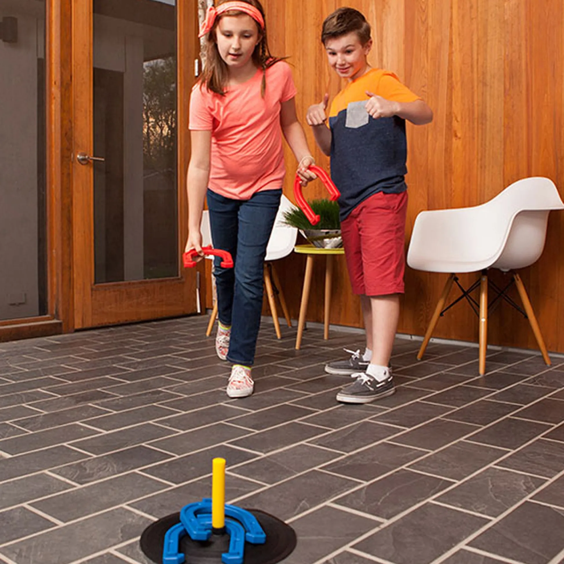 Educators Resource Champion Sports Indoor-Outdoor Rubber Horseshoe Game Set* Toy Sports