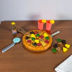 Calendar Holdings, LLC Chef's Delight Pizza Play Set - 43 Piece* Kitchens & Play Food|Dress Up