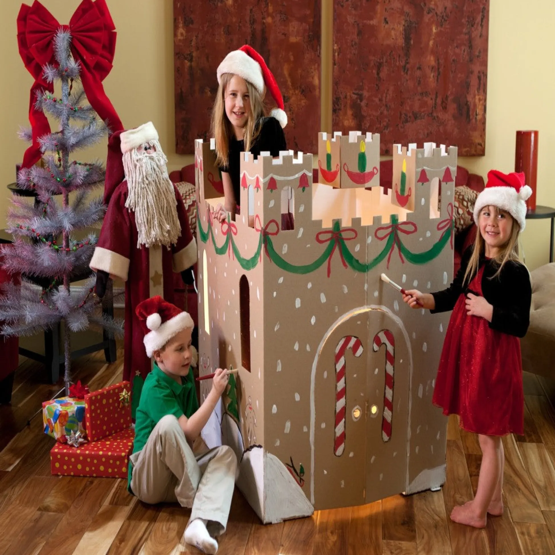 Flat River Group Easy Playhouse Blank Castle - Creative Cardboard Fort for Coloring and Personalization, Indoor & Outdoor Play, Made in USA, Ages 3+* Tents, Tunnels & Playhouses|Dress Up