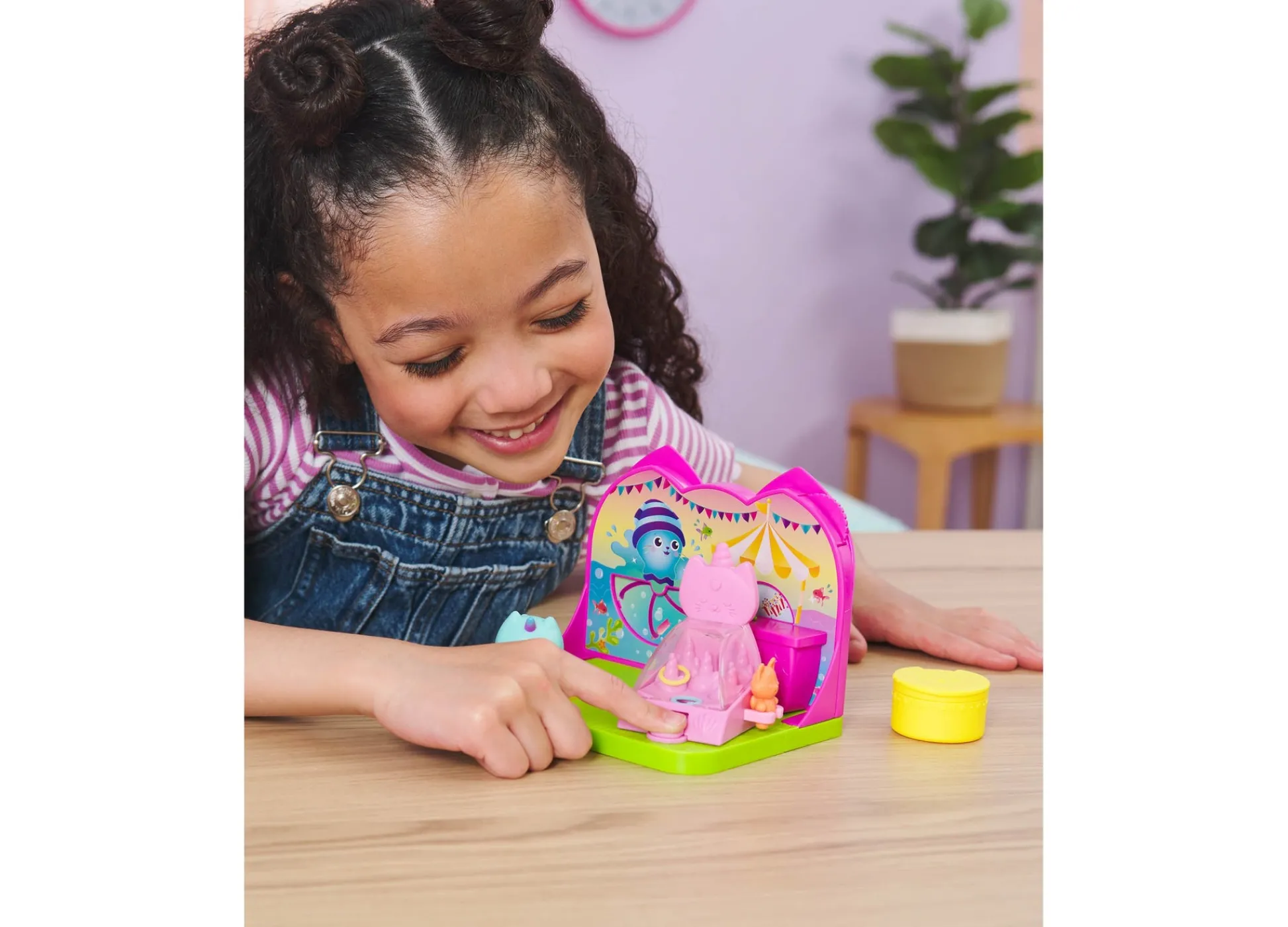 Macy's - Supplier Gabby's Dollhouse Carnival Room Playset with Kitty Narwhal Figure and Accessories* Stuffed Animals & Plush Toys