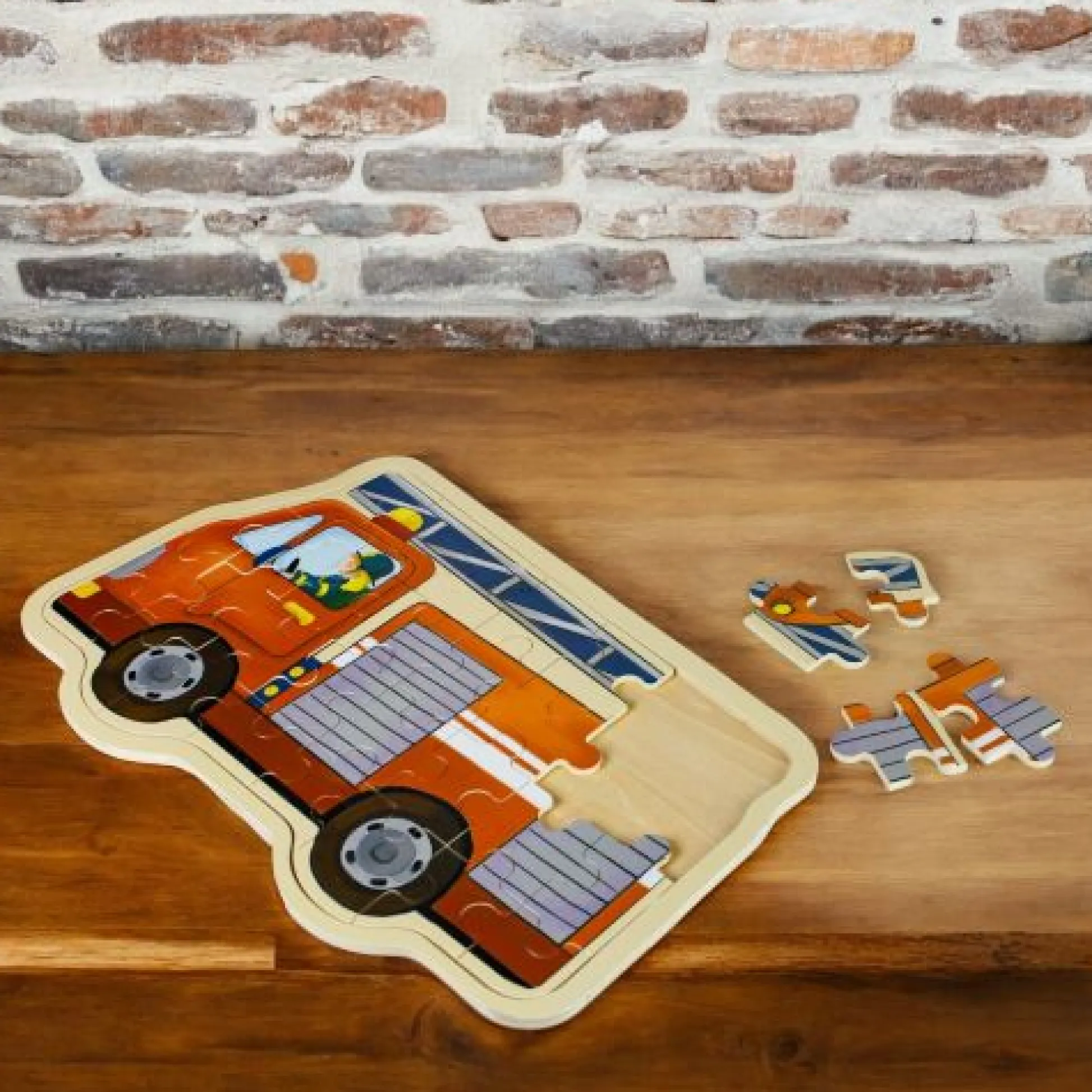 Calendar Holdings, LLC Go! Games Fire Engine Rescue 100-Piece Jigsaw Puzzle* Puzzles