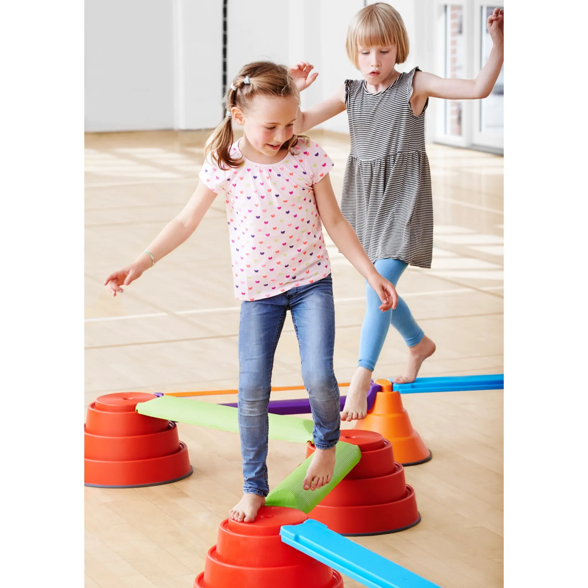Educators Resource GONGE Build Balance Intermediate Set - Indoor/Outdoor Coordination Game* Activities & Games