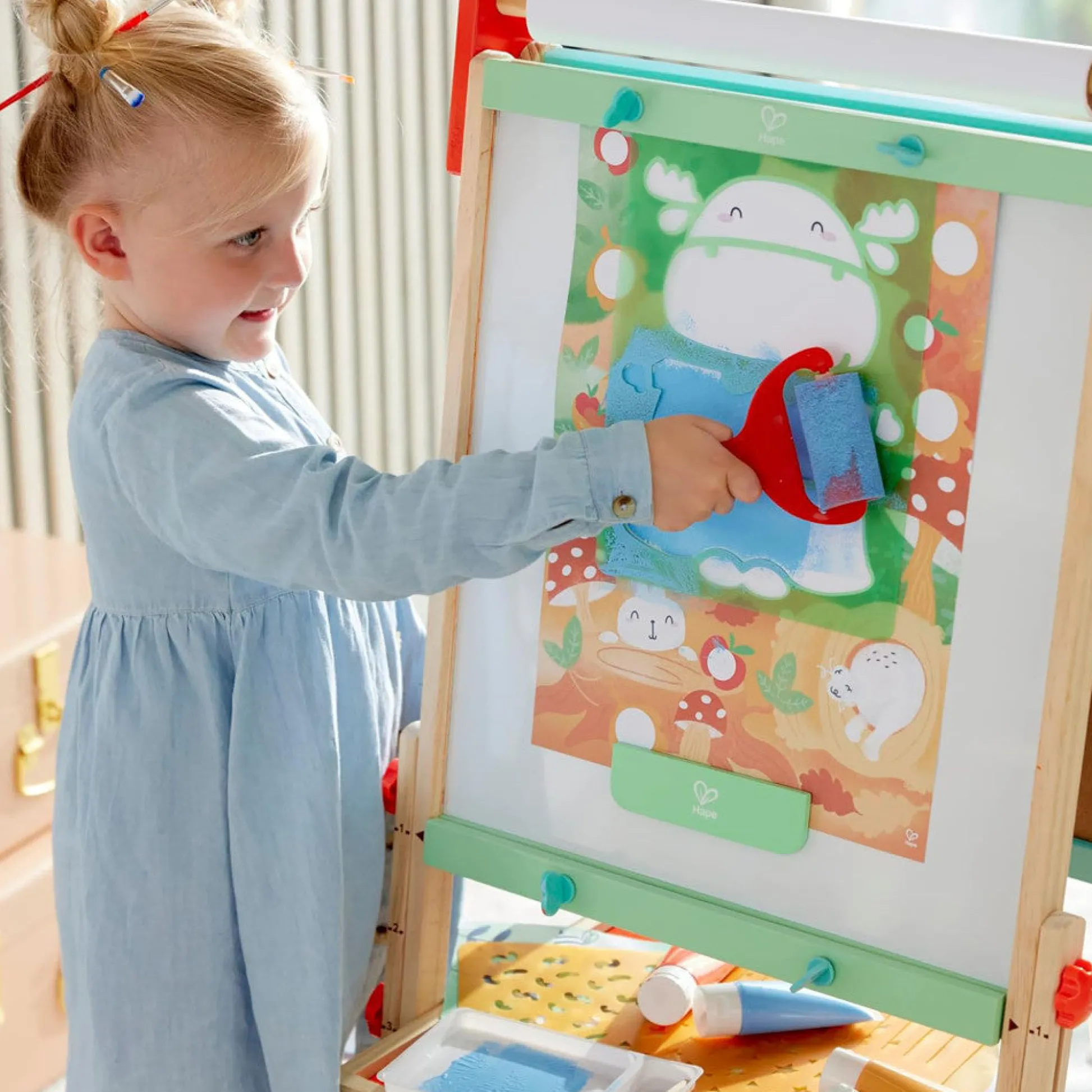Flat River Group Hape Sponge Painting Fun 24pc Art Set with Stencils and Rollers* Drawing, Color & Painting
