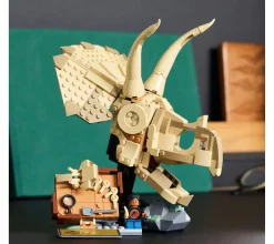 ToyHouse LEGO Jurassic World Dinosaur Fossils Triceratops Skull Model Set 76969* Lego Jurassic World|Lego Shop