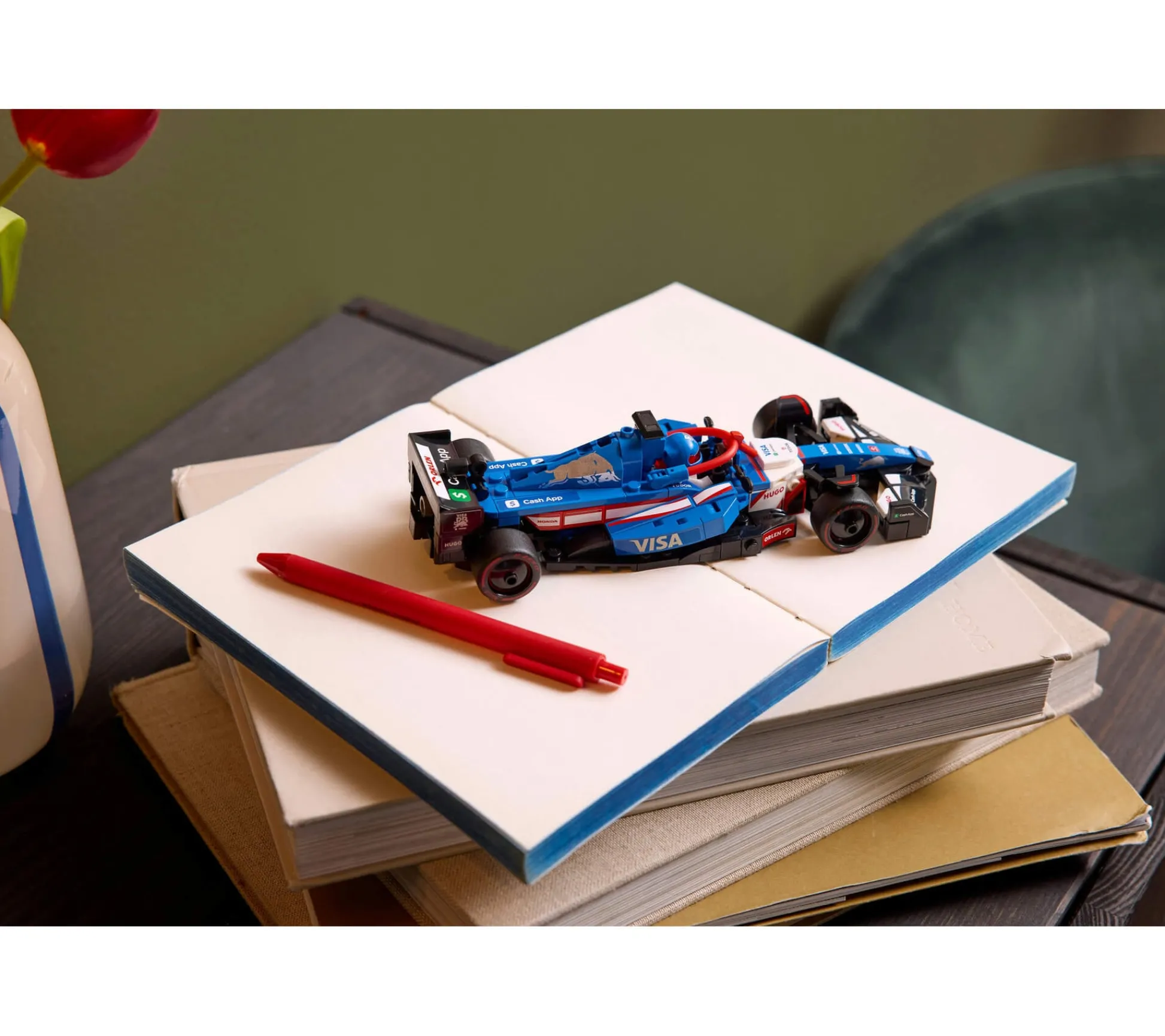 ToyHouse LEGO Speed Champions Visa Cash App RB VCARB 01 F1 Race Car Kit - 248 Pieces* Lego Speed Champions|Lego Shop