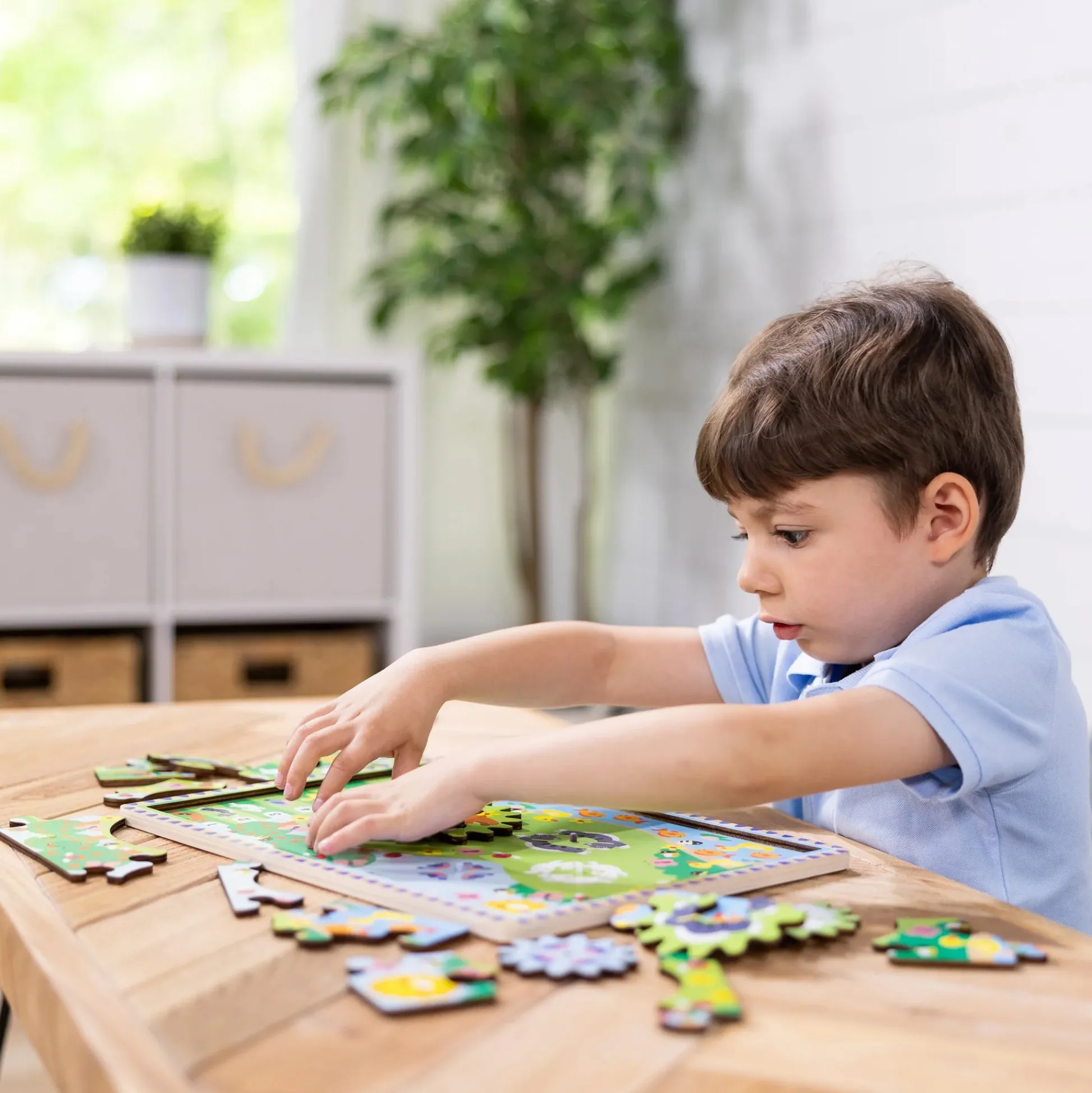 Educators Resource Melissa & Doug Animal Chase I-Spy Wooden Gear Puzzle - 24 pc* Puzzles