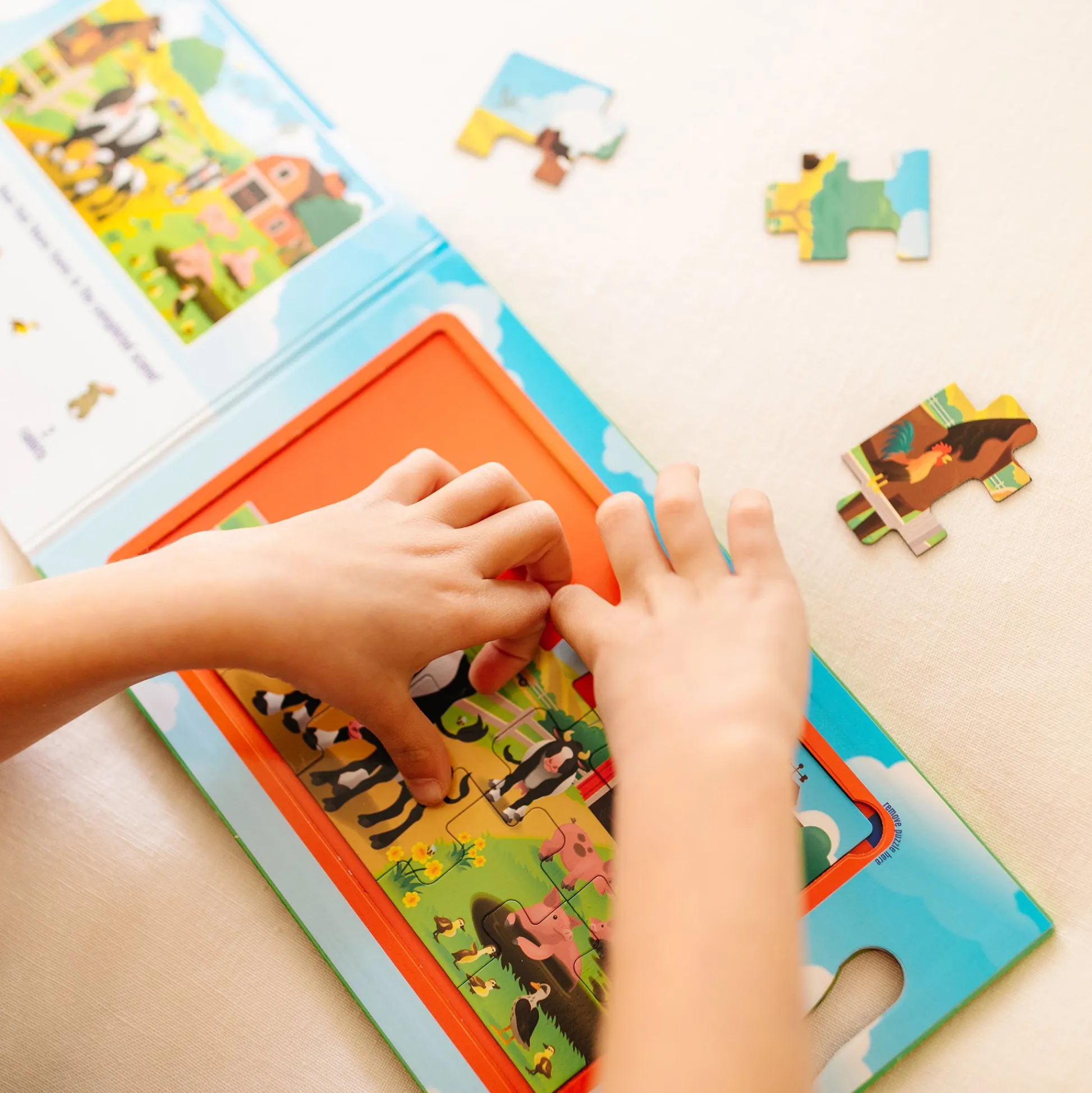 Educators Resource Melissa & Doug On the Farm 2-Pack Magnetic Puzzles - 15 pc each* Puzzles