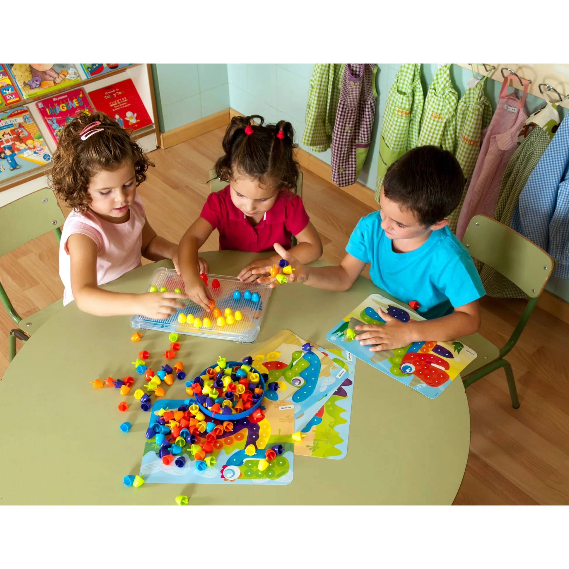 Educators Resource Miniland Educational Pegs & Patterns Set - Bright Colors - 90 Pieces* Preschool Education Toys & Activities