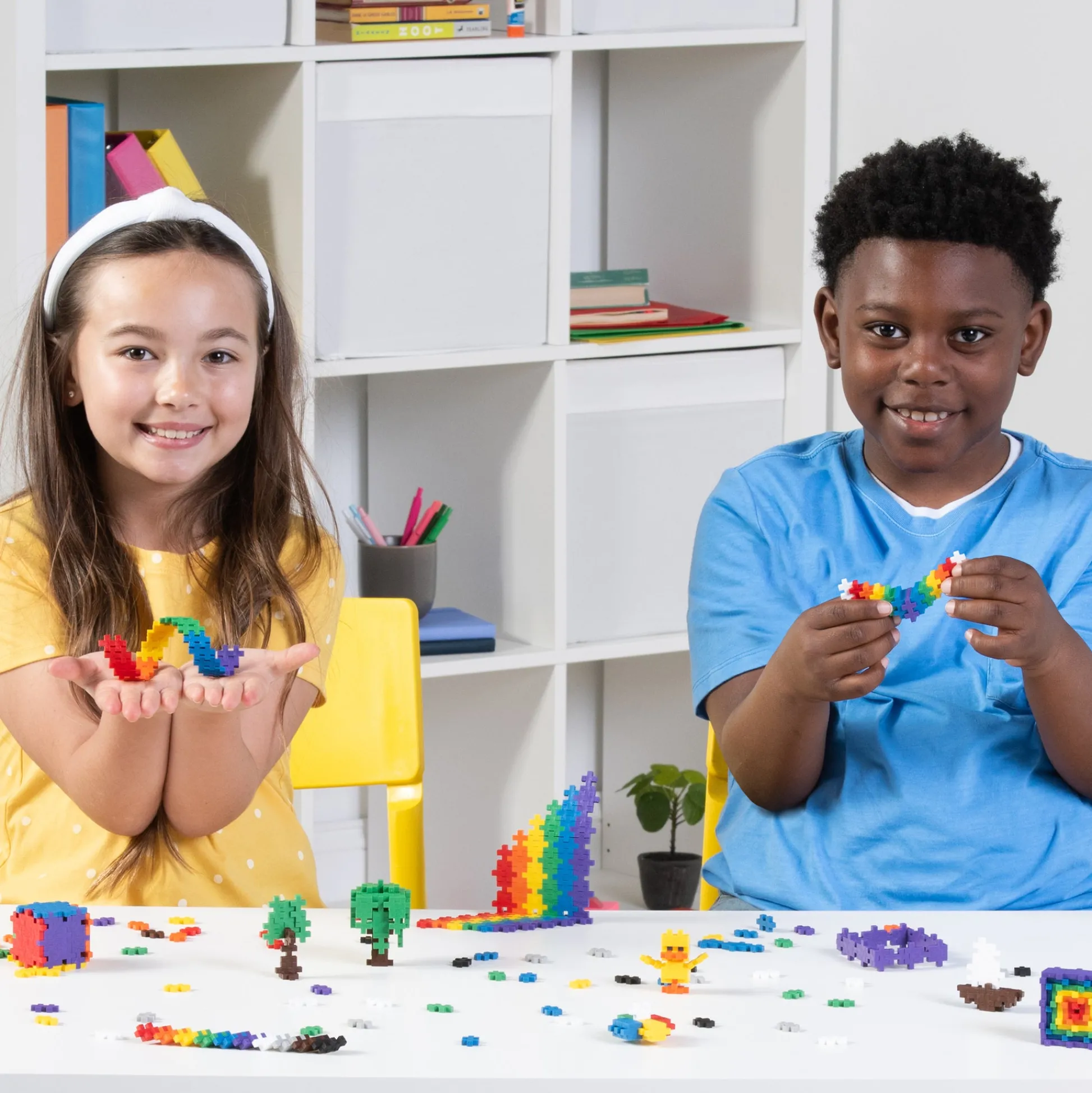 Educators Resource Plus-Plus Basic 240-Piece Construction Building Set - Colorful Interlocking Mini Puzzle Blocks* Puzzles