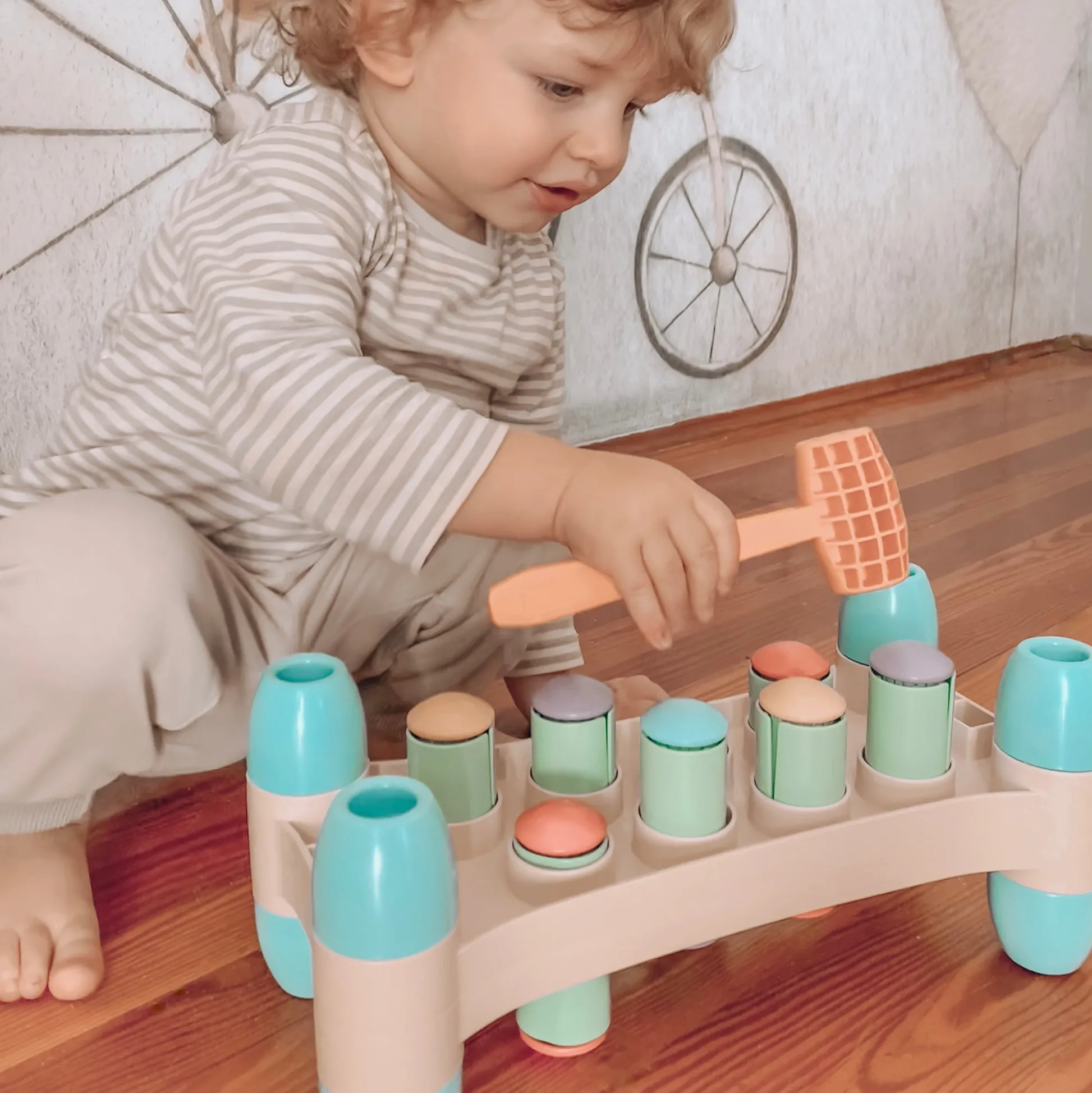 Flat River Group Quercetti PlayEco+ Hammer Peggy - Colorful Peg Pounding Toy* Preschool Education Toys & Activities