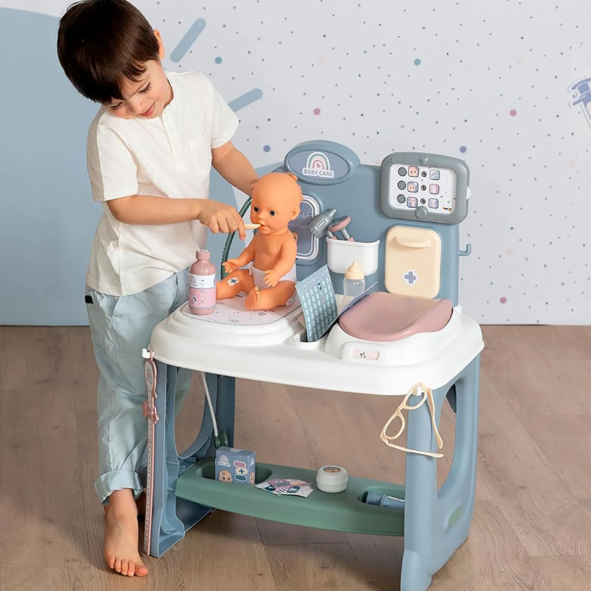 Flat River Group Smoby Baby Childcare Center Playset - Pastel with 24 Medical Toy Accessories, for Kids Age 3+* Tools & Workshops|Dress Up