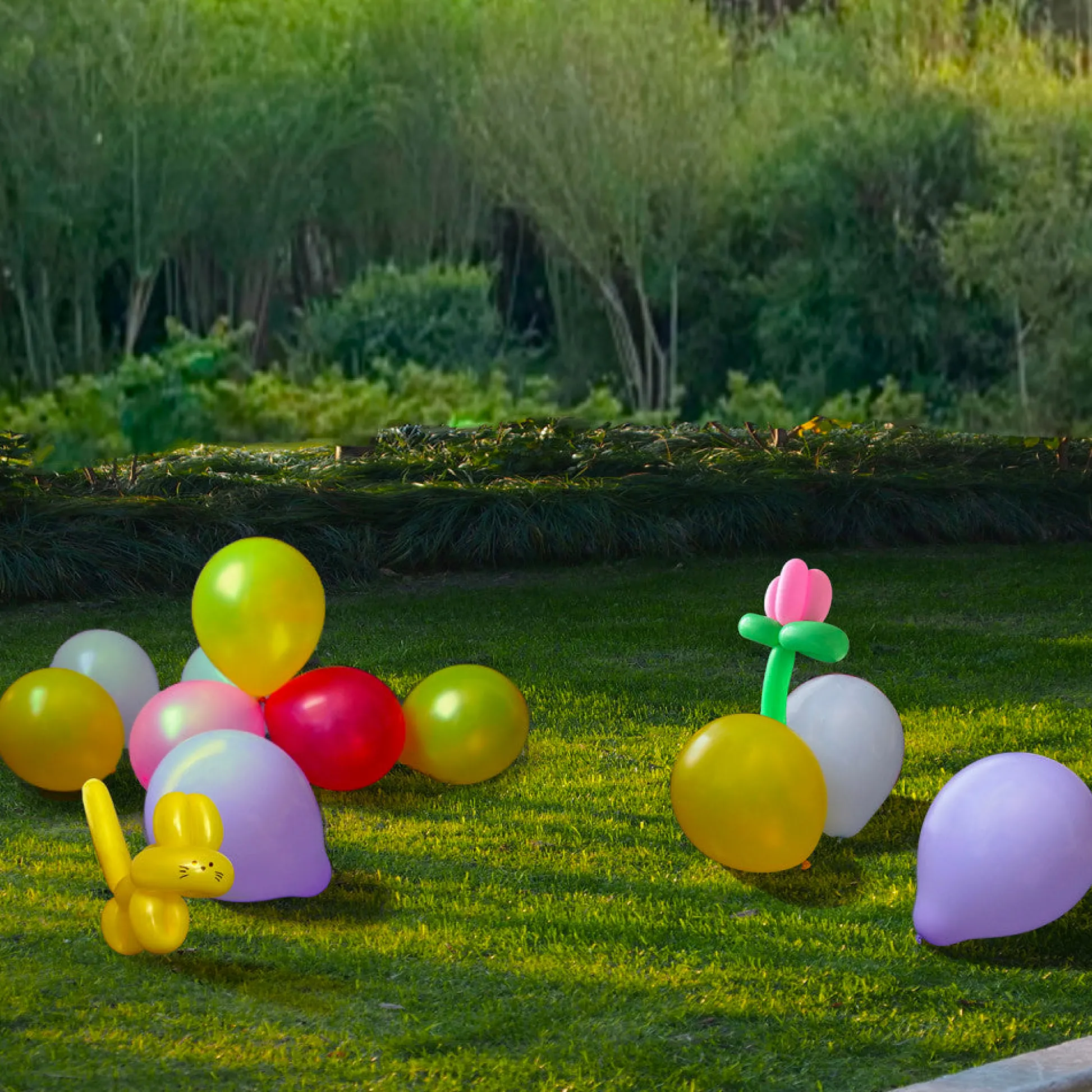 Flat River Group Trimate Party-Fun 100-Pack Balloons with Double Action Pump* Crafts & Activities