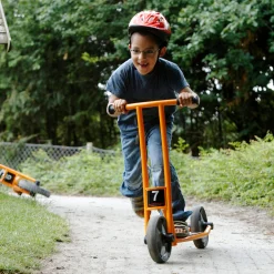 Educators Resource Winther Circleline Scooter: Masterful Coasting Adventure* Ride-Ons