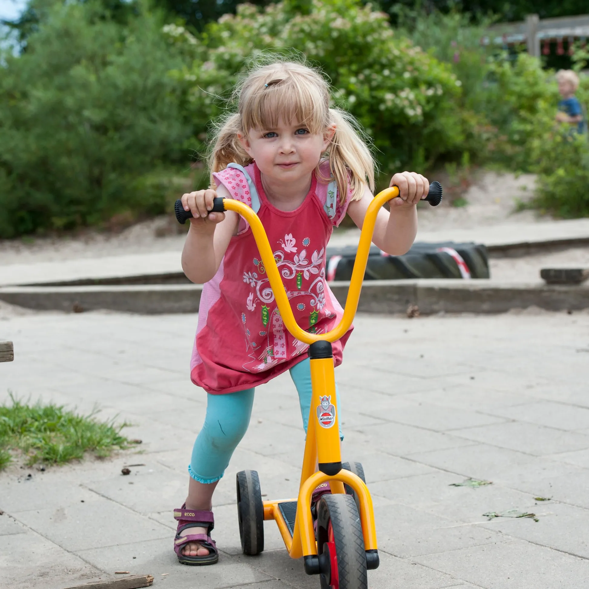 Educators Resource Winther Dynamic 3-Wheel Toddler Scooter - Model 434.20* Ride-Ons