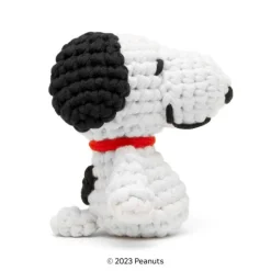 Calendar Holdings, LLC Woobles Snoopy Beginner-Friendly Crochet Kit* Crafts & Activities